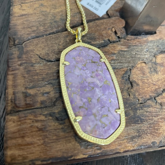 NWT Kendra Scott Reid Necklace Gold Bronze Veined Lilac Magnesite Retired Rare - Picture 7 of 7